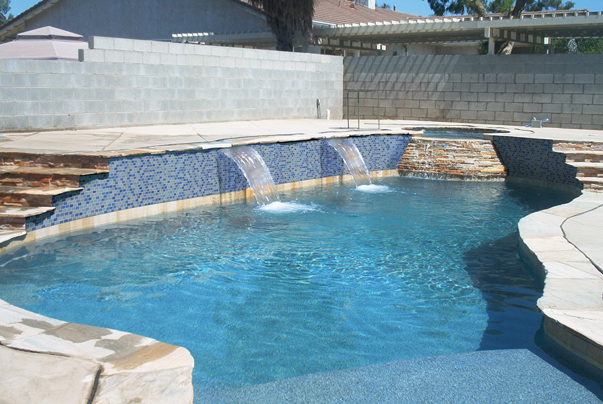 HAWAIIAN COAST GLASS TILE
